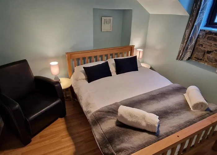 Beautiful Central Kendal Townhouse 3 Double Beds Free Parking